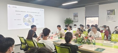 無錫城市職業(yè)技術(shù)學(xué)院-工業(yè)互聯(lián)網(wǎng)學(xué)院 “未來已來,將至已至”